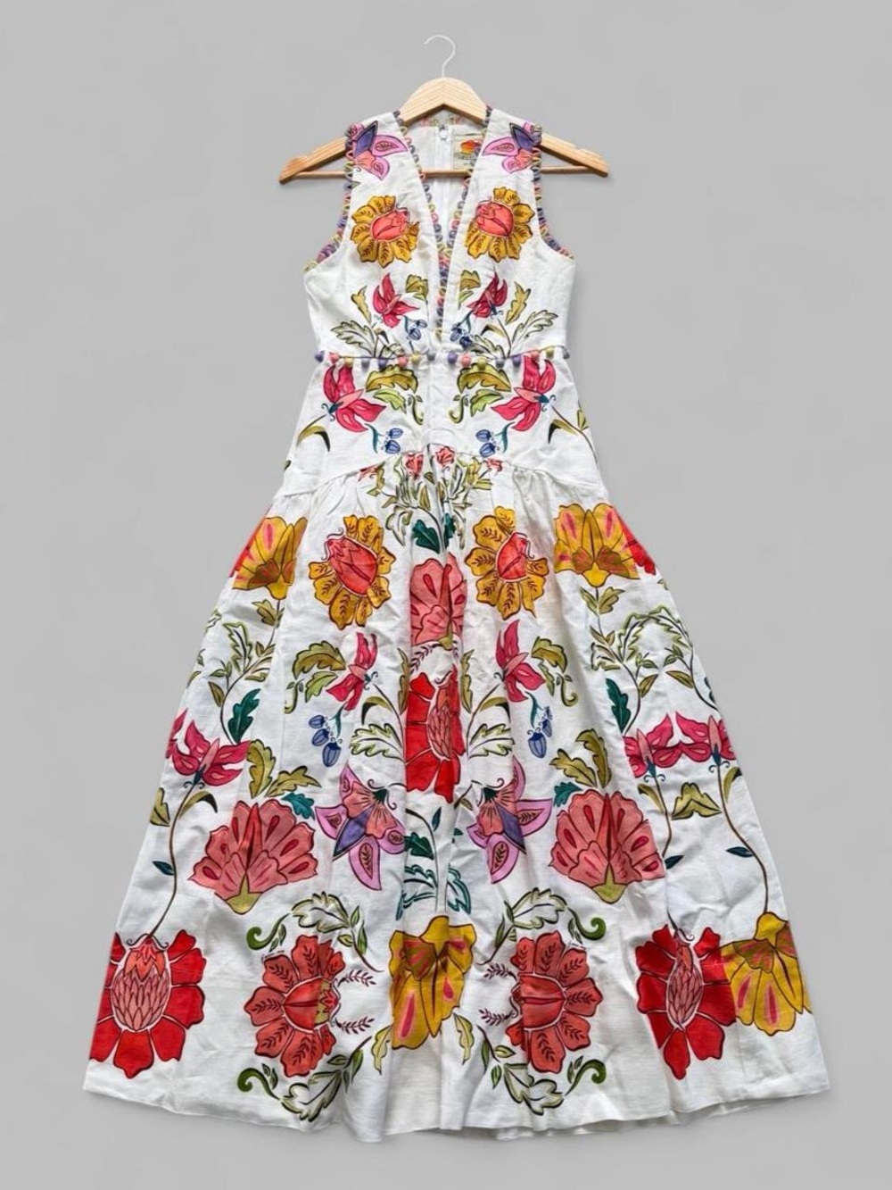 NWT FARM RIO Floral Insects Off-White V Neckline Sleeveless Maxi Dress - Picture 4 of 14